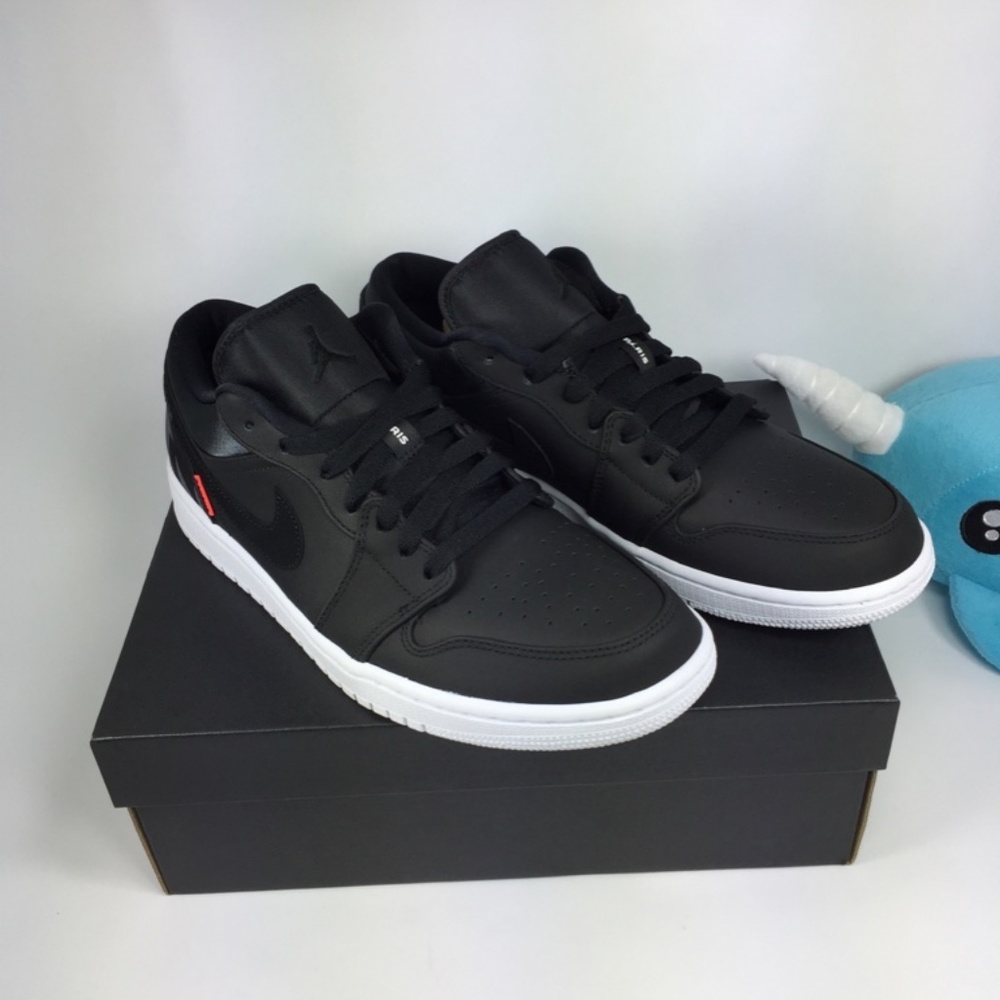NEW! Paris Saint-Germain x Nike Air Jordan 1 Low - Picture 6 of 8